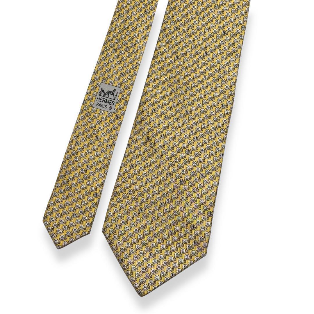 美品✨HERMES ネクタイ　エルメス　Hロゴ　ファソネ　かたつむり　可愛い