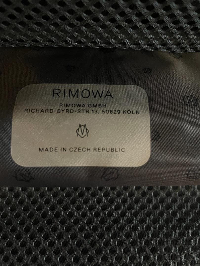 RIMOWA / リモワ Essential キャビン マットブラック