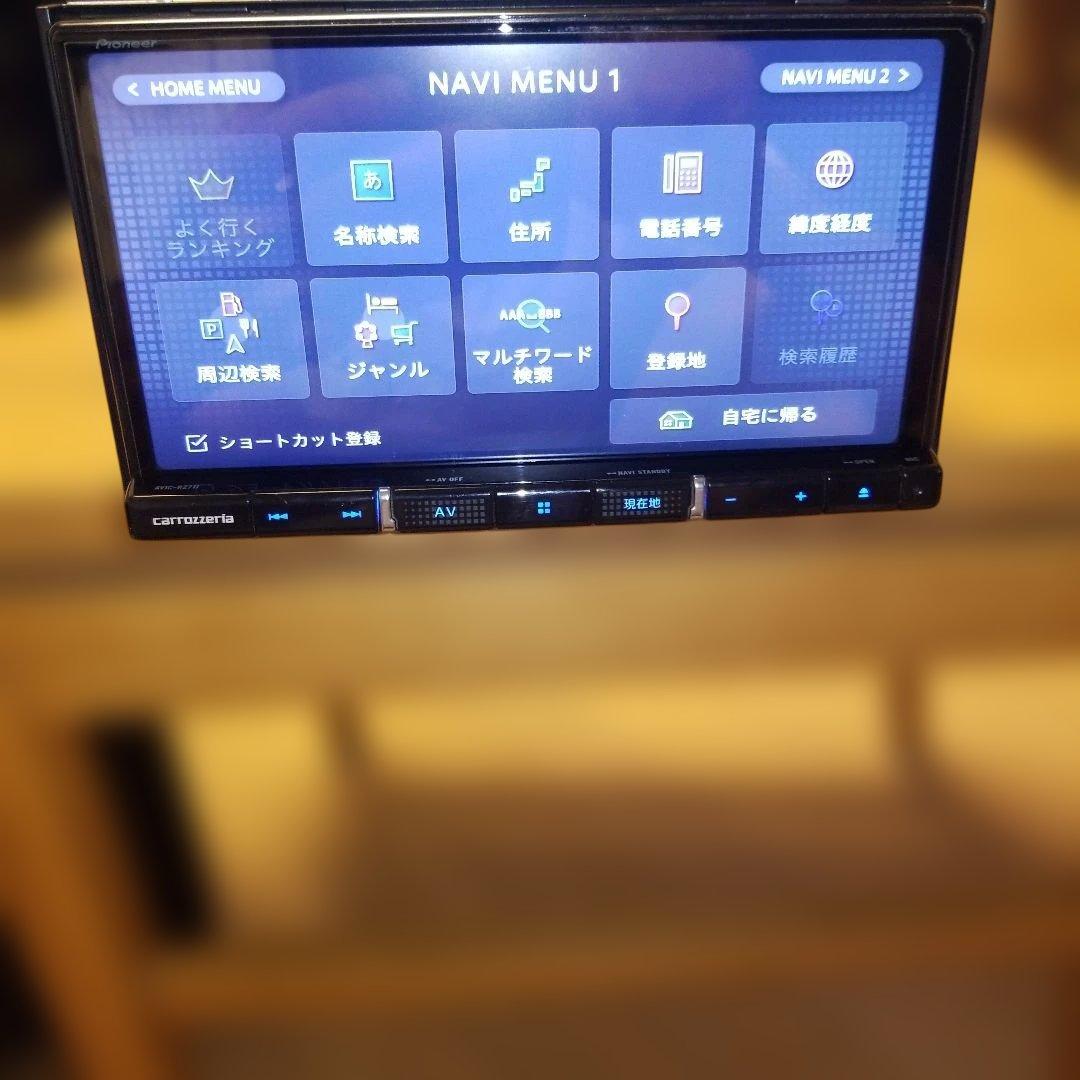 A*2様 AVIC-RZ711 carrozzeria