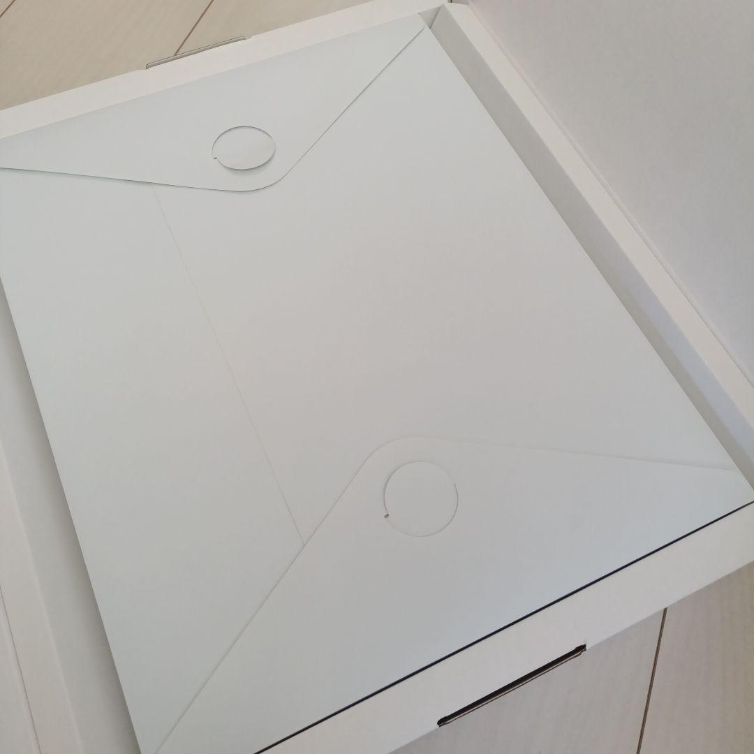 【Apple】Designed by Apple in California 大