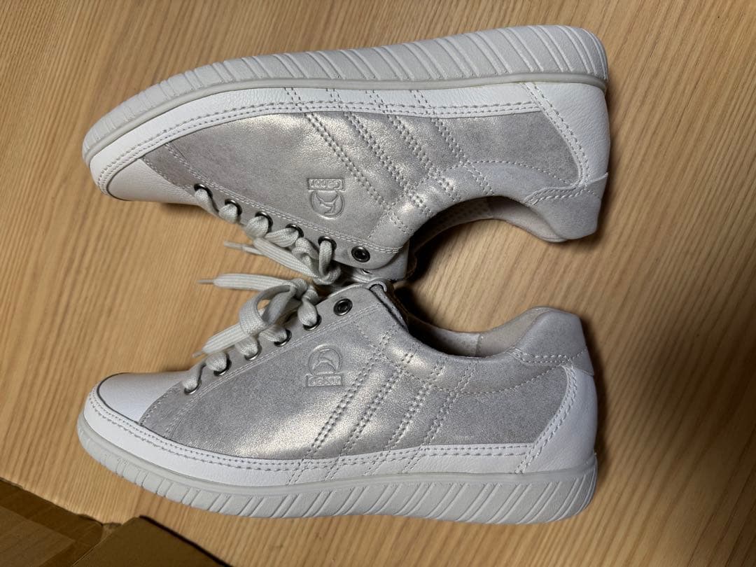 新品未使用 GABOR ガボール スニーカー グレー 24cm