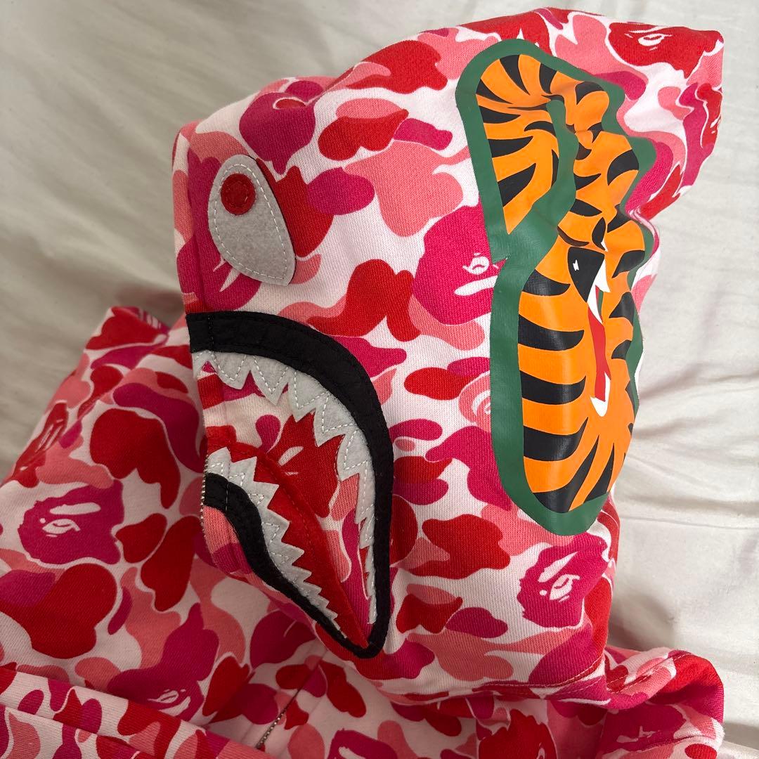 A Bathing Ape BAPE パーカー ピンクLサイズ