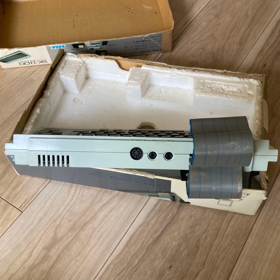⭐️sega sk-1100　セガ　キーボード　カセット？B-２１付き