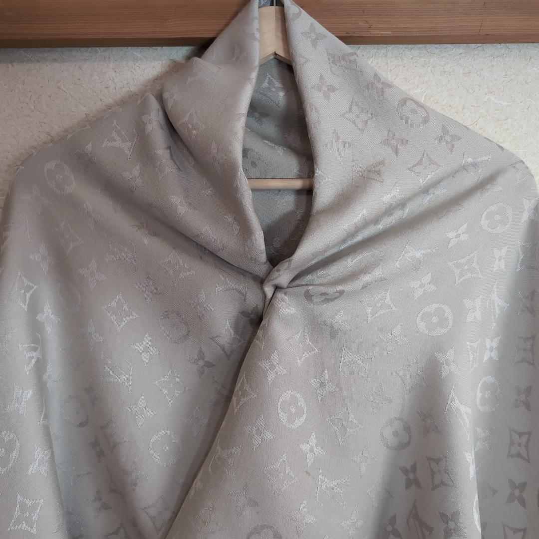 グレージュ LOUIS VUITTON モノグラム 大判ストール 伊 d118