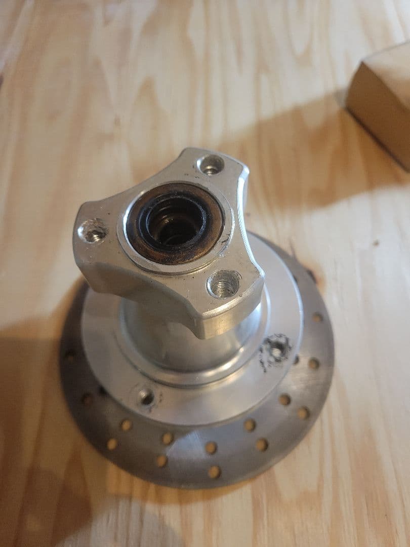 モンキー　リア　ディスクブレーキ