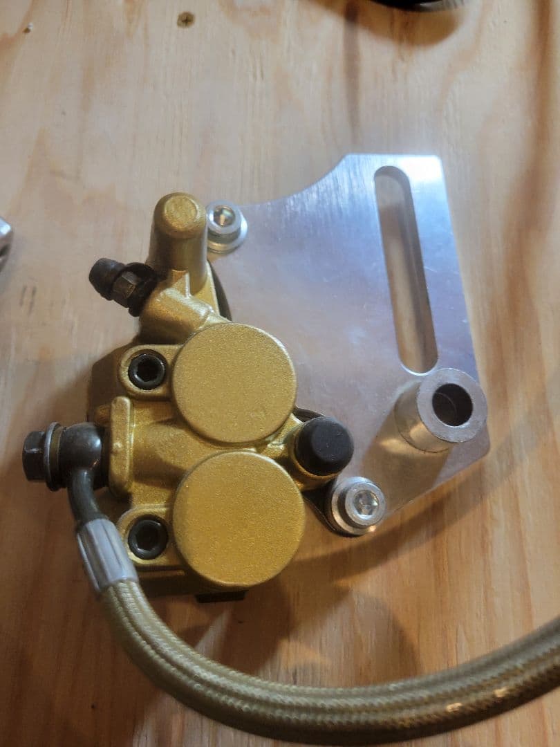 モンキー　リア　ディスクブレーキ