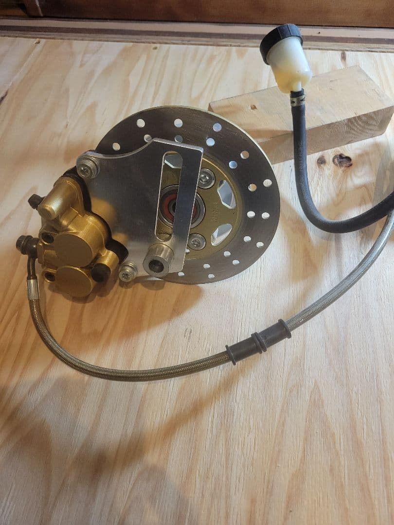 モンキー　リア　ディスクブレーキ