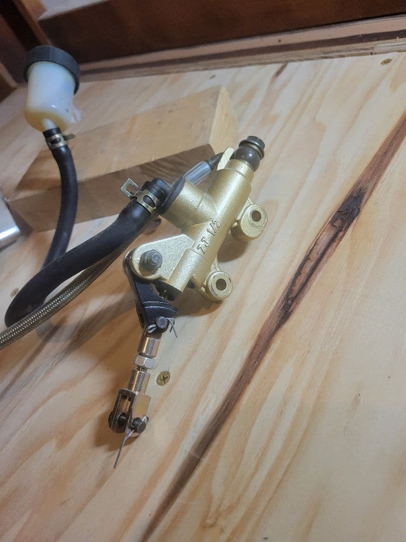 モンキー　リア　ディスクブレーキ