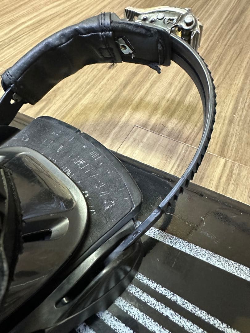 スノーボード ATLANTIS151cm ビンディングSALOMON S/M