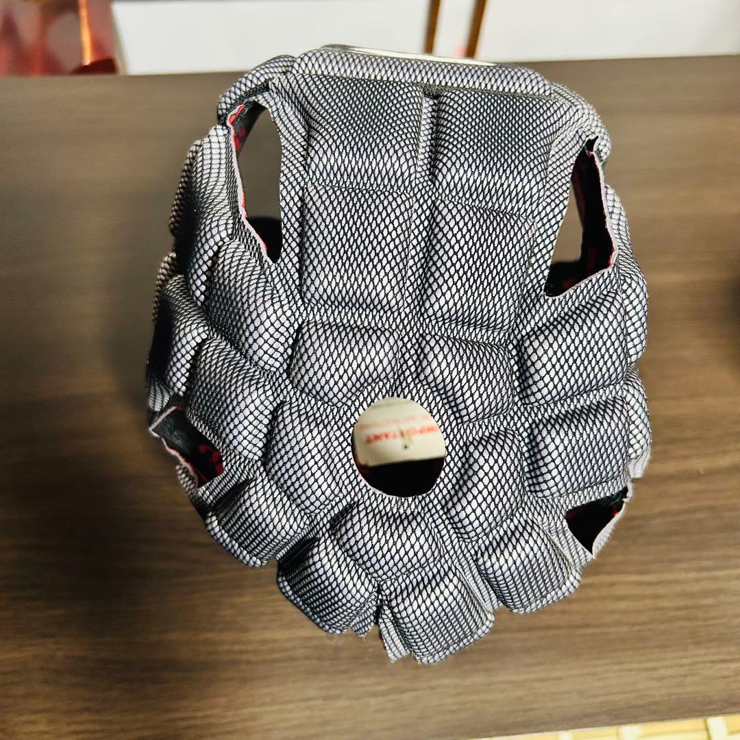 ア*ル様 ⑥新品　カンタベリー　ヘッドギア シルバー　ラグビー　CANTERBU