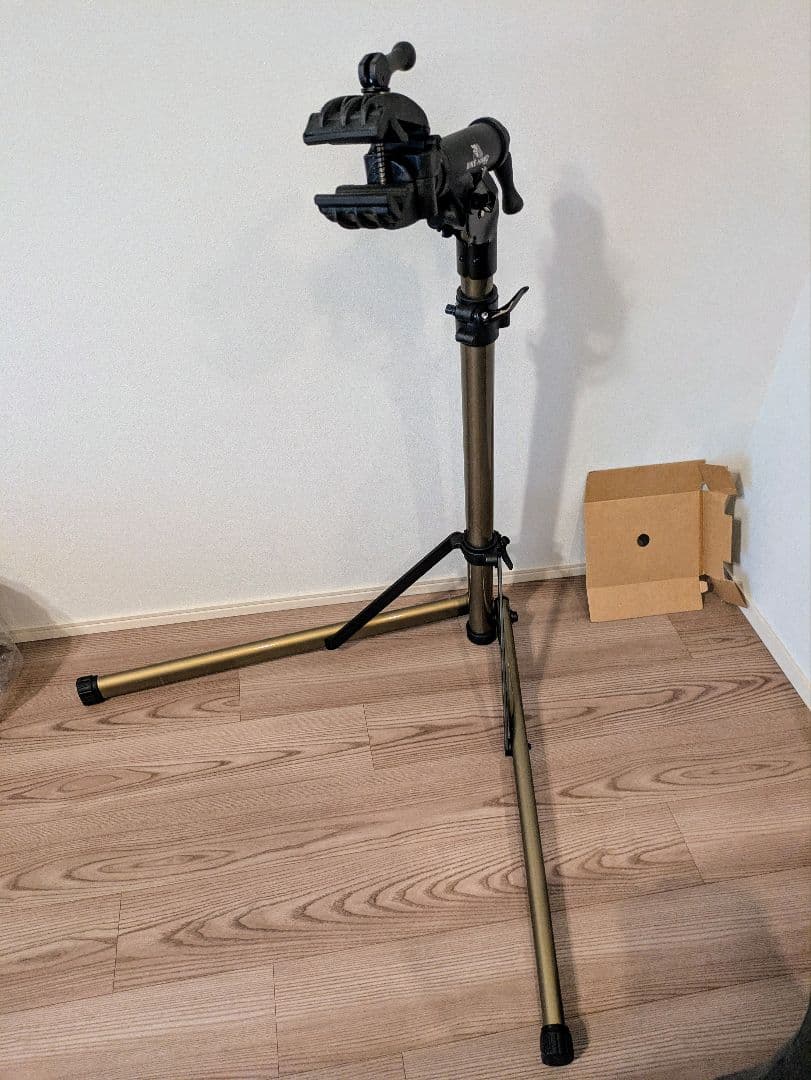 【ほぼ新品】Bikehand自転車修理スタンド