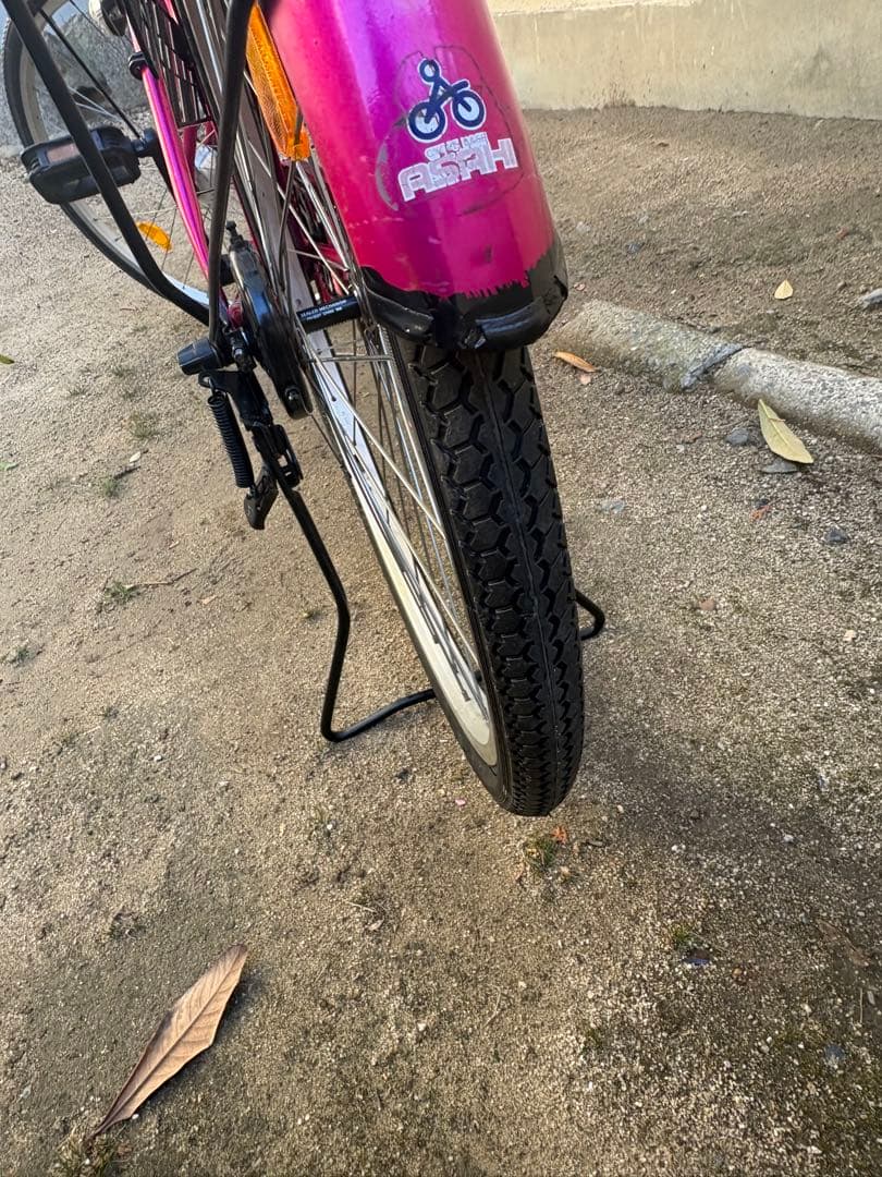 可愛いピンクで、新品タイヤのママチャリ(26㌅)お届けします！お引き取りも可能。