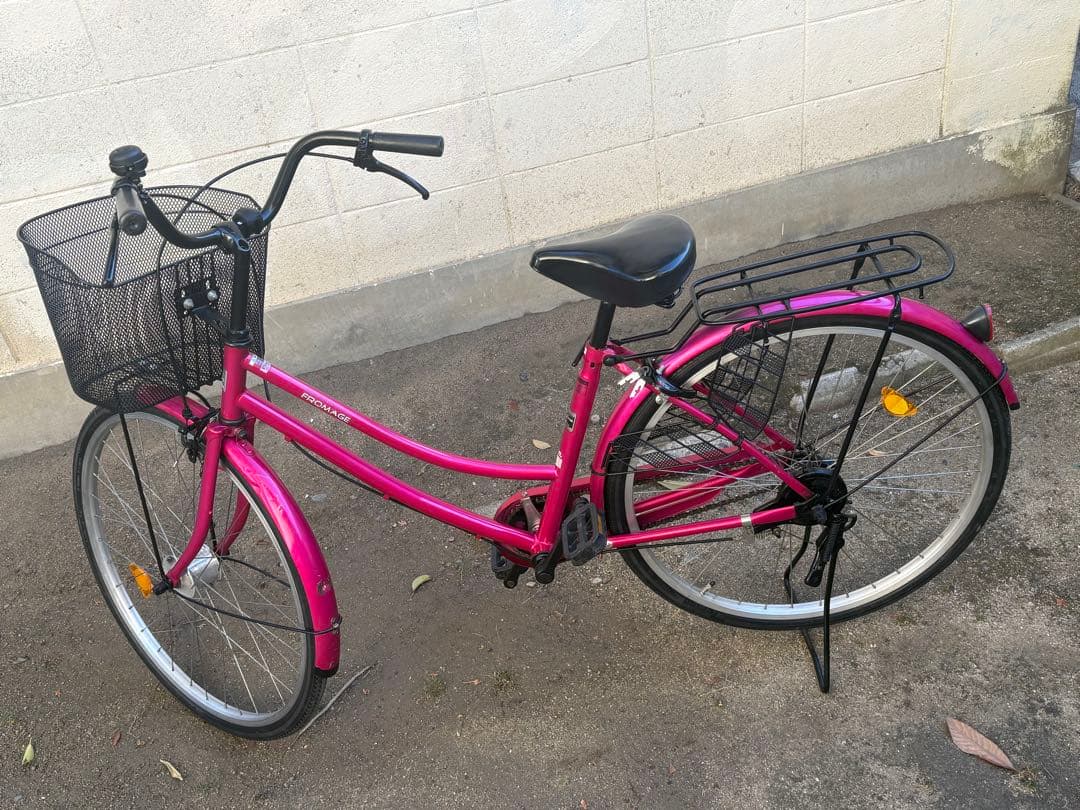 可愛いピンクで、新品タイヤのママチャリ(26㌅)お届けします！お引き取りも可能。