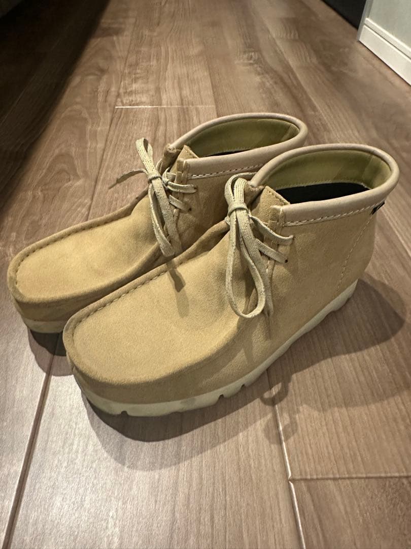 CLARKS ワラビーブーツ（ゴアテックス）ベージュ　サイズUS9（27cm）