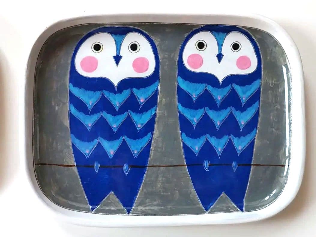 陶器　動物の絵皿　作家物　銘有り