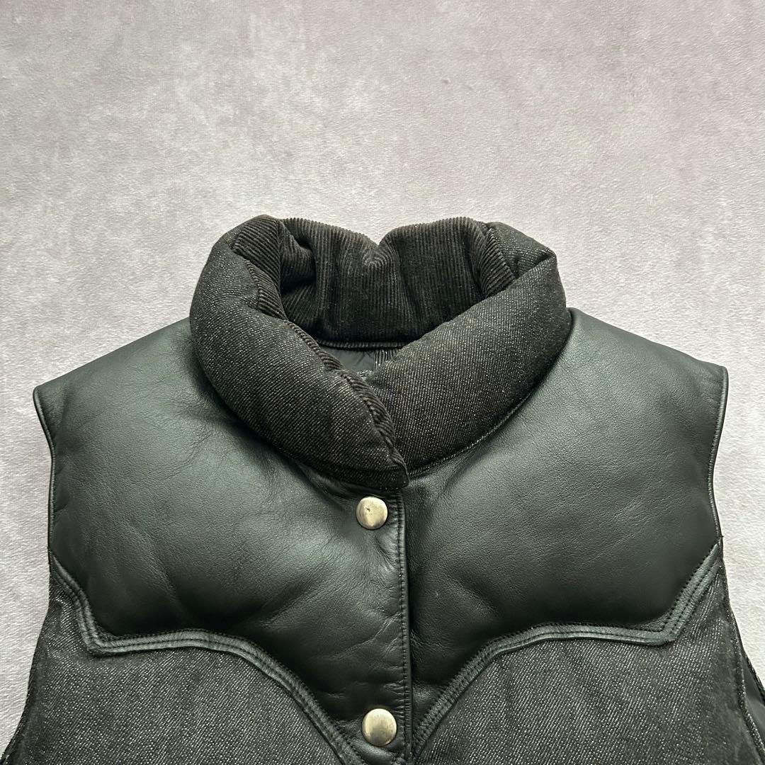 ロッキーマウンテンフェザーベッド ダウンベスト ブラックデニム レザーヨーク