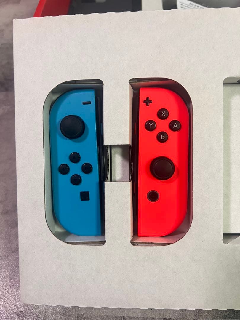 【美品！動作確認済み】Nintendo Switch 任天堂スイッチ　本体