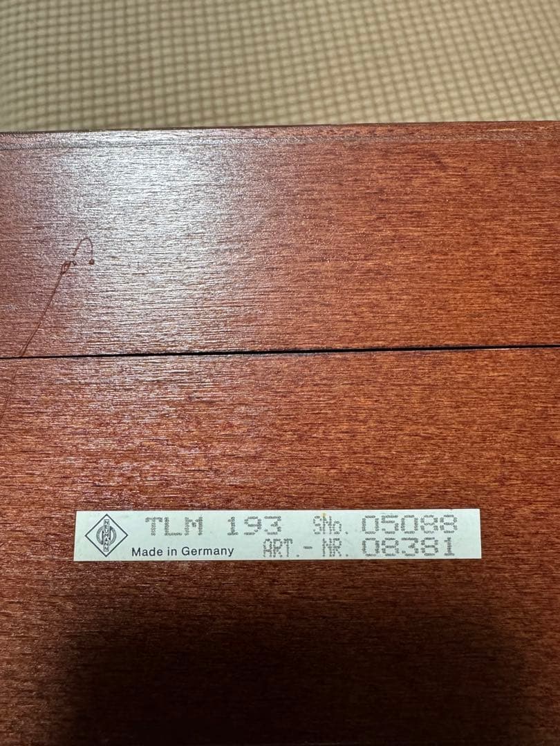 Neumann TLM 193 コンデンサーマイク 木製ケース付き