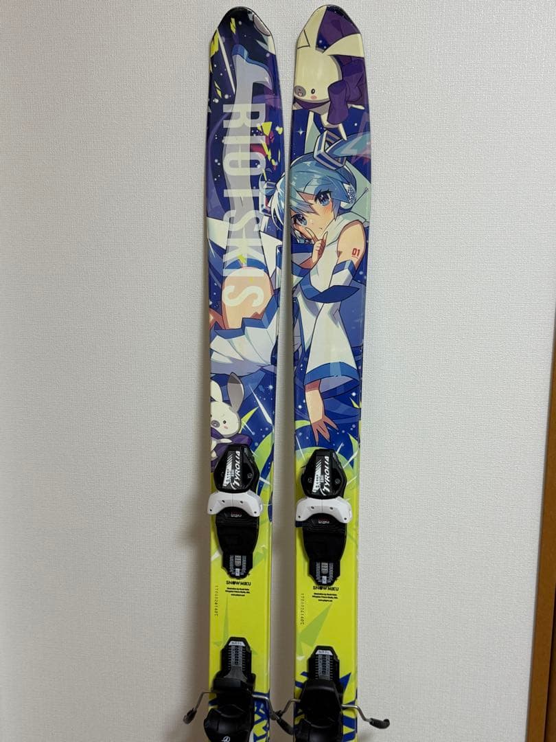 RIOT SKIS 雪ミク　初音ミク　スキー板Re Birth