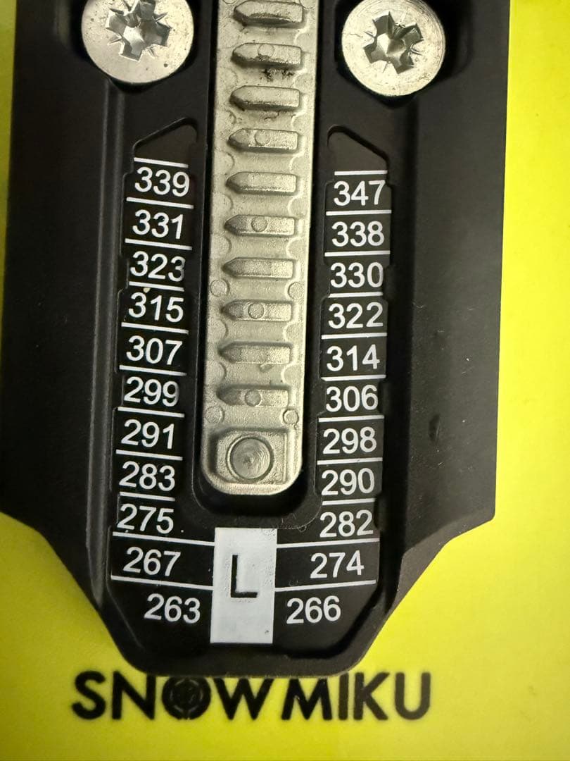 RIOT SKIS 雪ミク　初音ミク　スキー板Re Birth