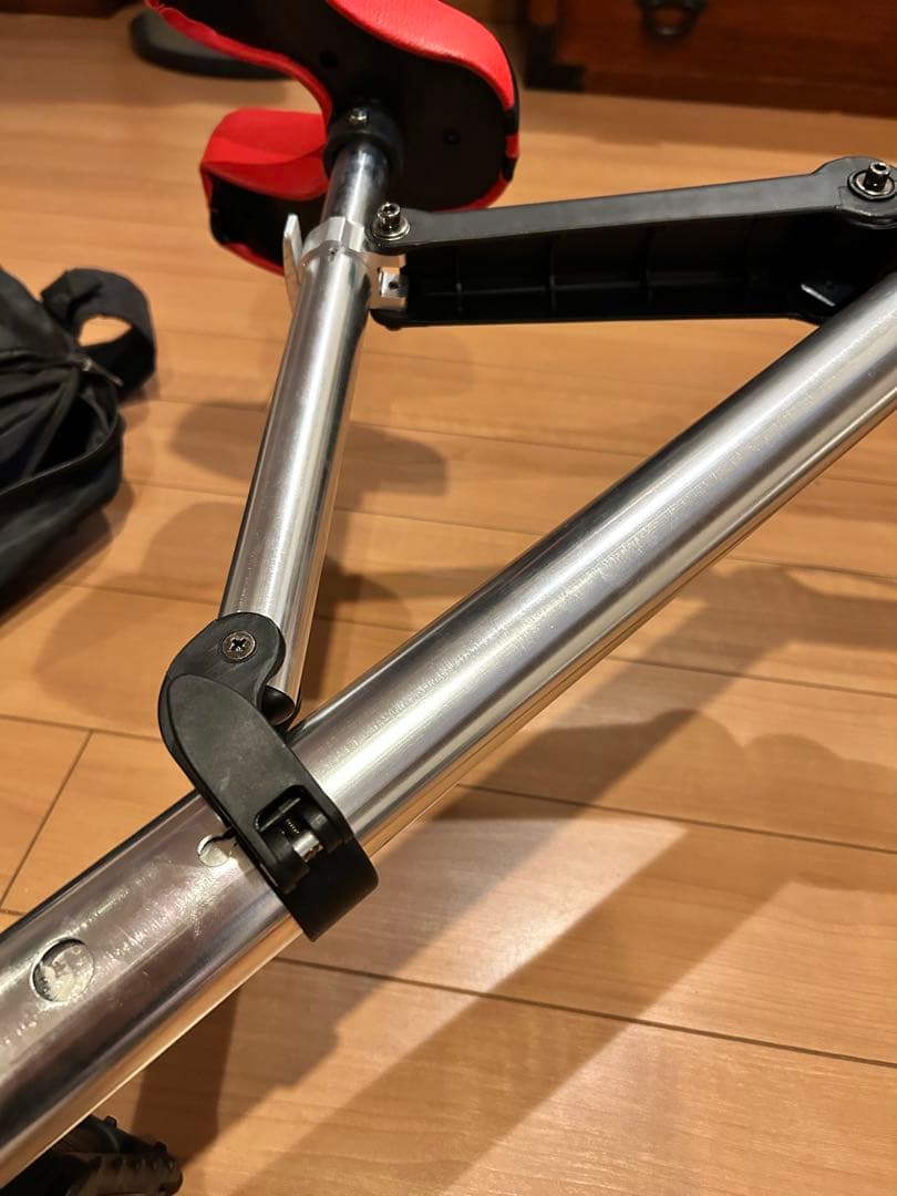 超小型　折りたたみ式自転車 アルミフレーム　見たことない自転車