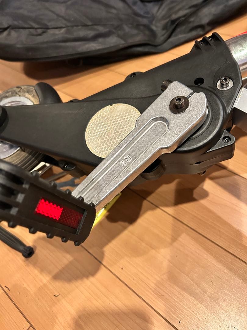 超小型　折りたたみ式自転車 アルミフレーム　見たことない自転車