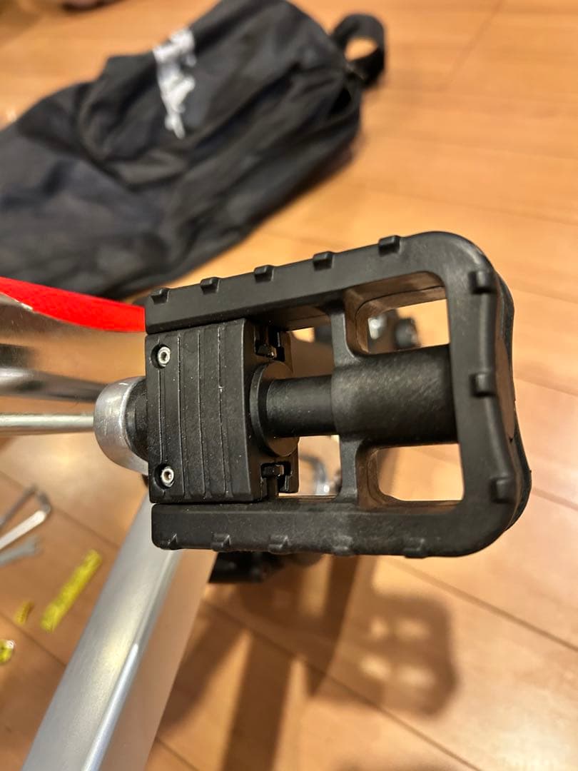 超小型　折りたたみ式自転車 アルミフレーム　見たことない自転車