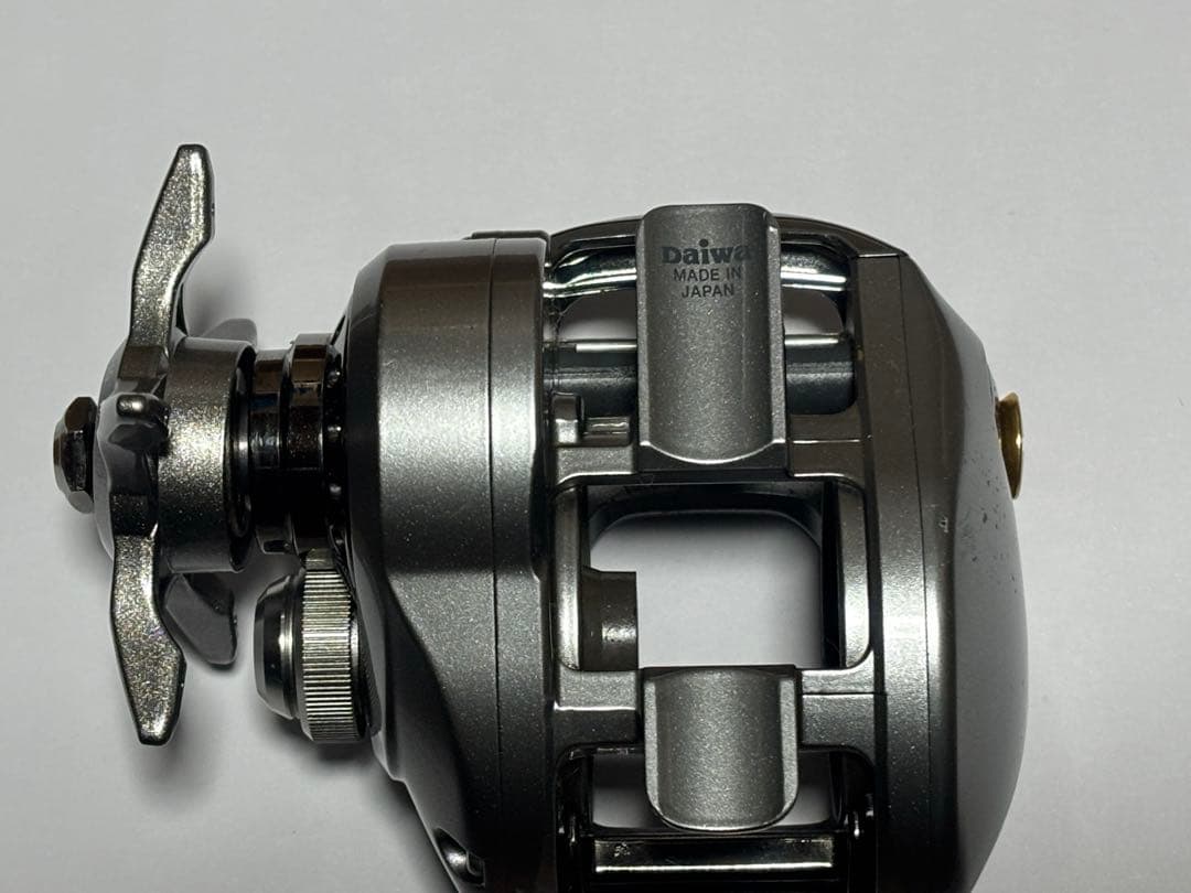 TDジリオンスプール無しハンドル無し軽量化カスタム中古品