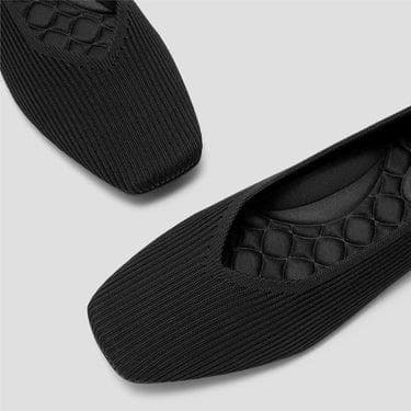 美品 VIVAIA Margot Walker スクエアトゥ フラット 黒 25