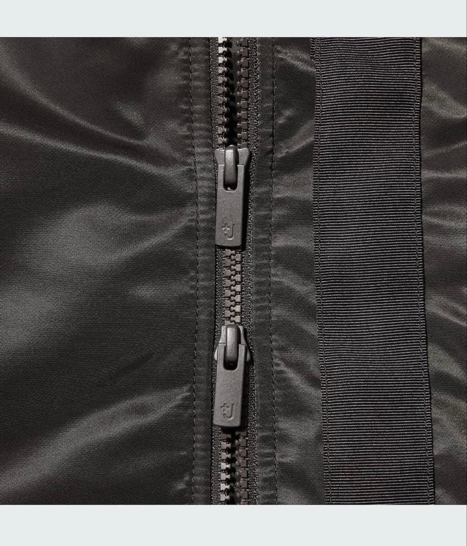 【極美品】UNIQLO +Jハイブリッドダウンオーバーサイズ　黒