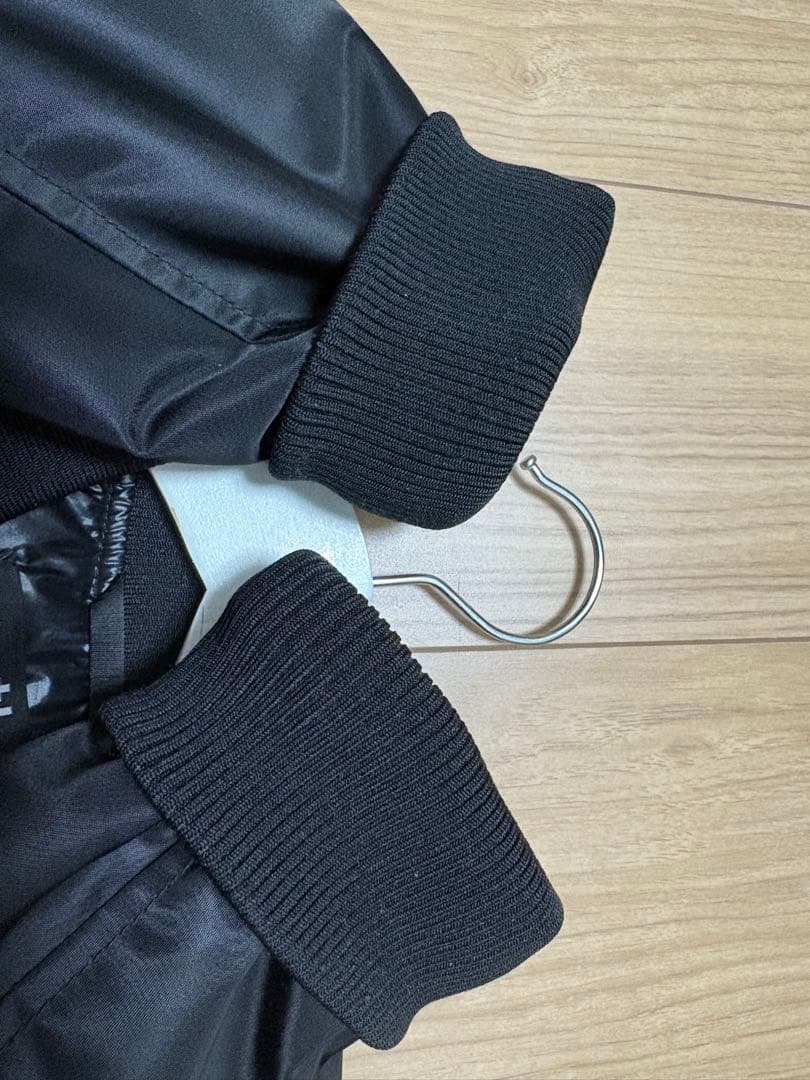 【極美品】UNIQLO +Jハイブリッドダウンオーバーサイズ　黒