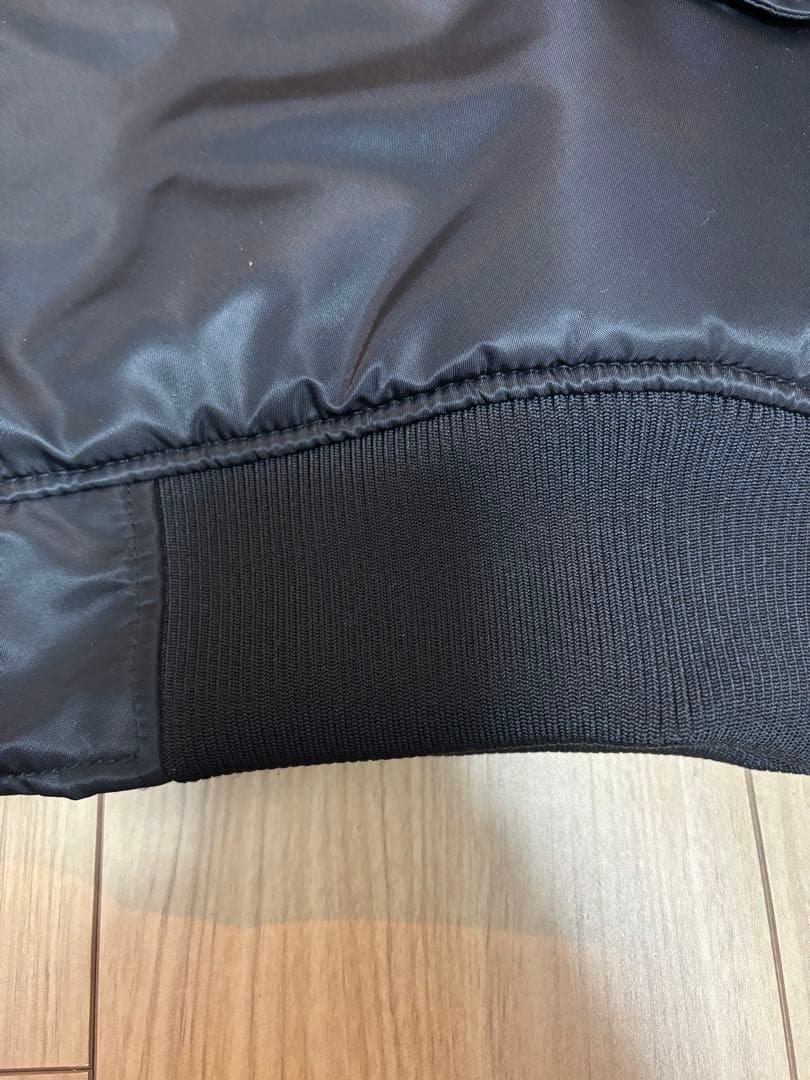 【極美品】UNIQLO +Jハイブリッドダウンオーバーサイズ　黒