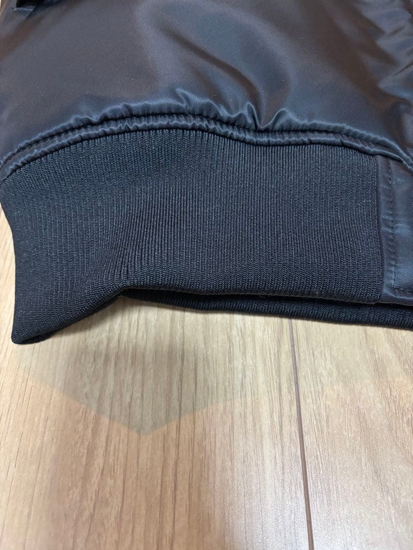 【極美品】UNIQLO +Jハイブリッドダウンオーバーサイズ　黒