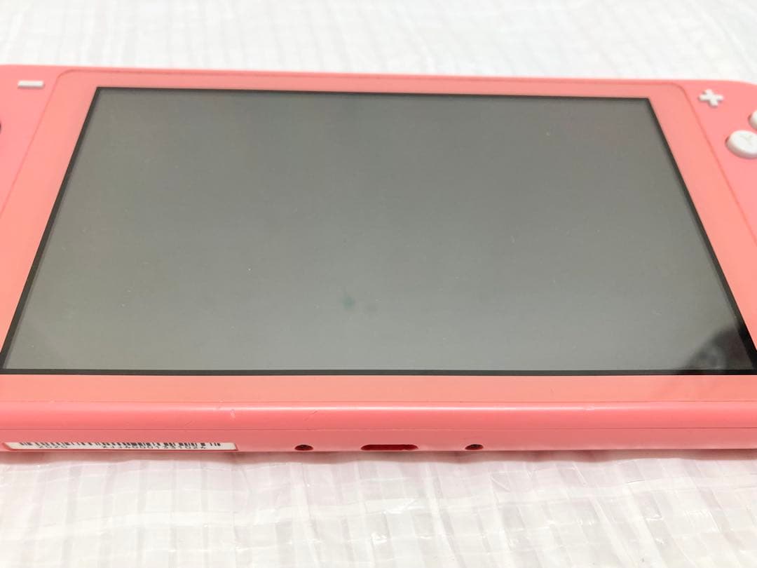 Nintendo Switch LITE ピンク