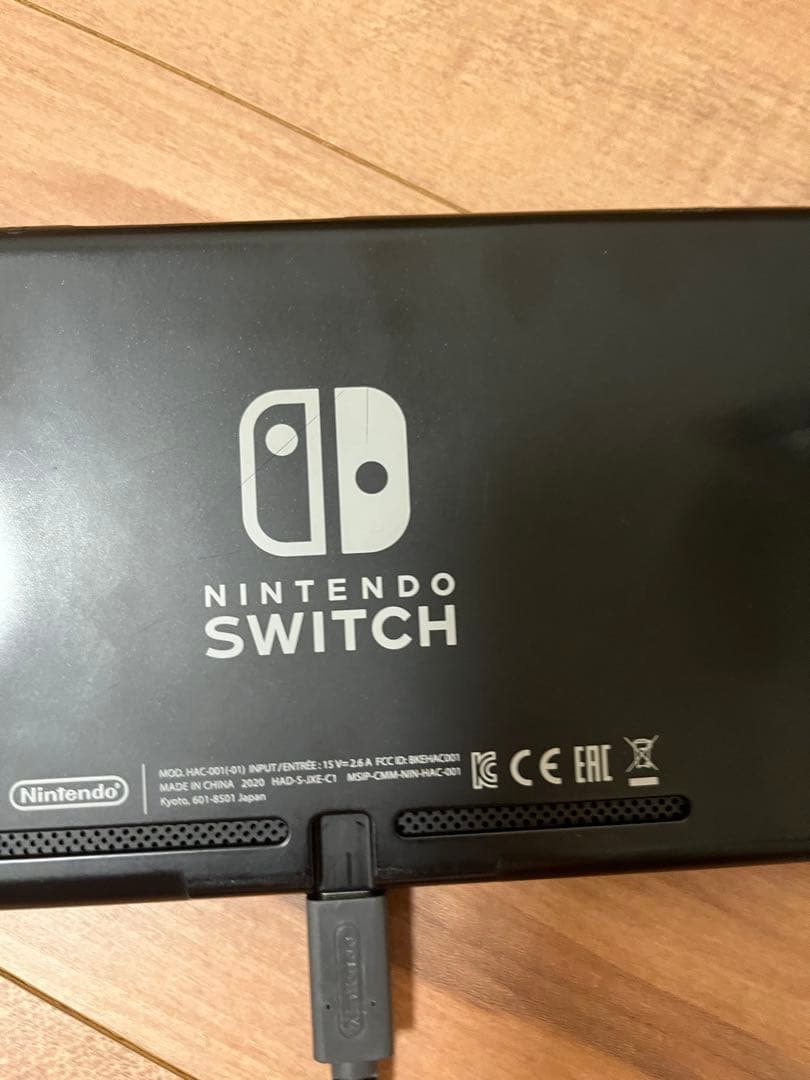 【中古美品】NintendoSwitch本体 バッテリー持続タイプ【動作確認済】