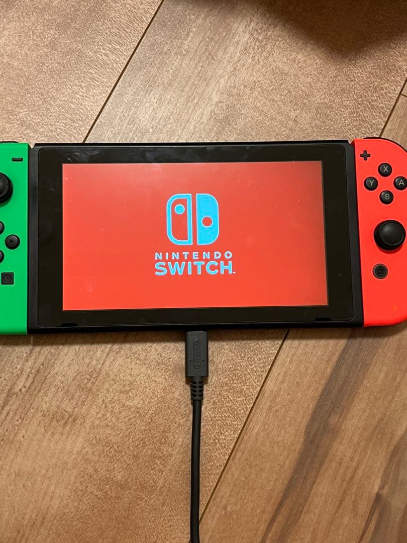 【中古美品】NintendoSwitch本体 バッテリー持続タイプ【動作確認済】