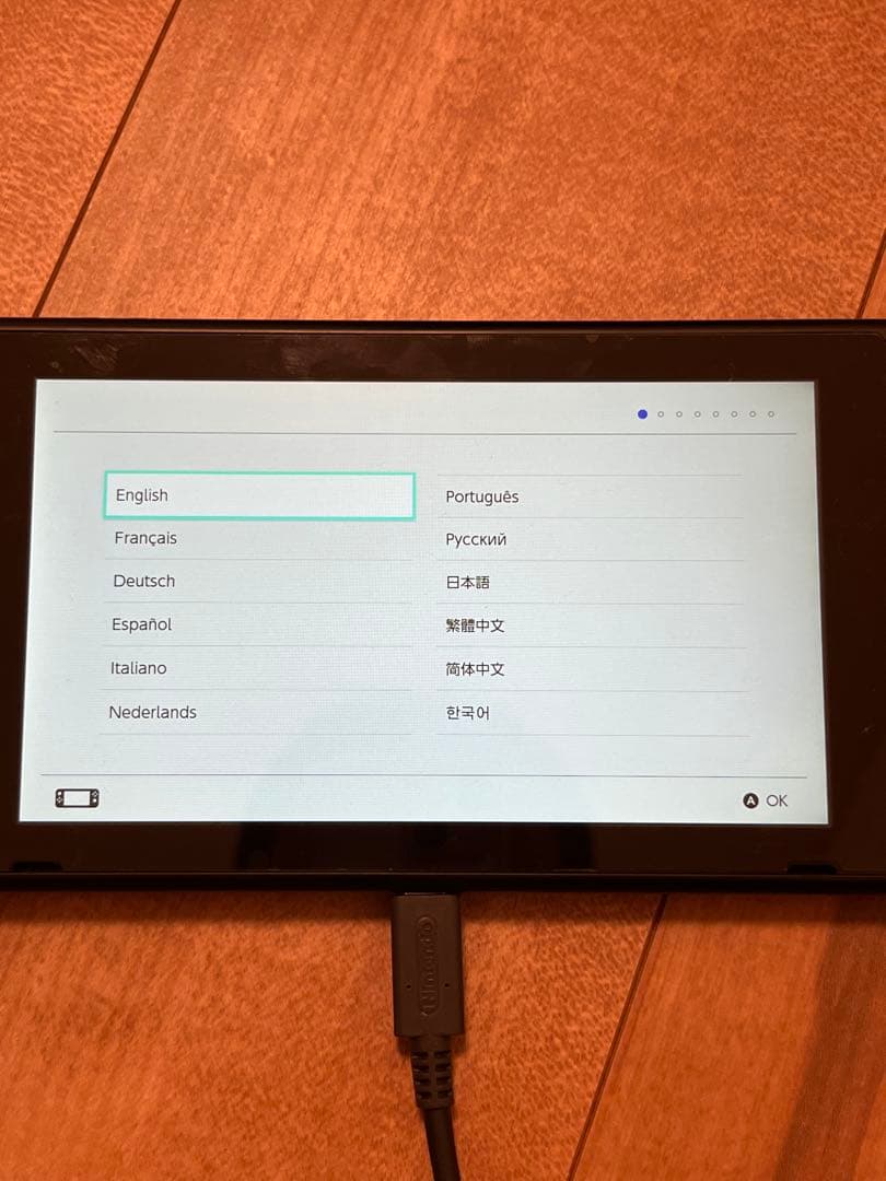 【中古美品】NintendoSwitch本体 バッテリー持続タイプ【動作確認済】