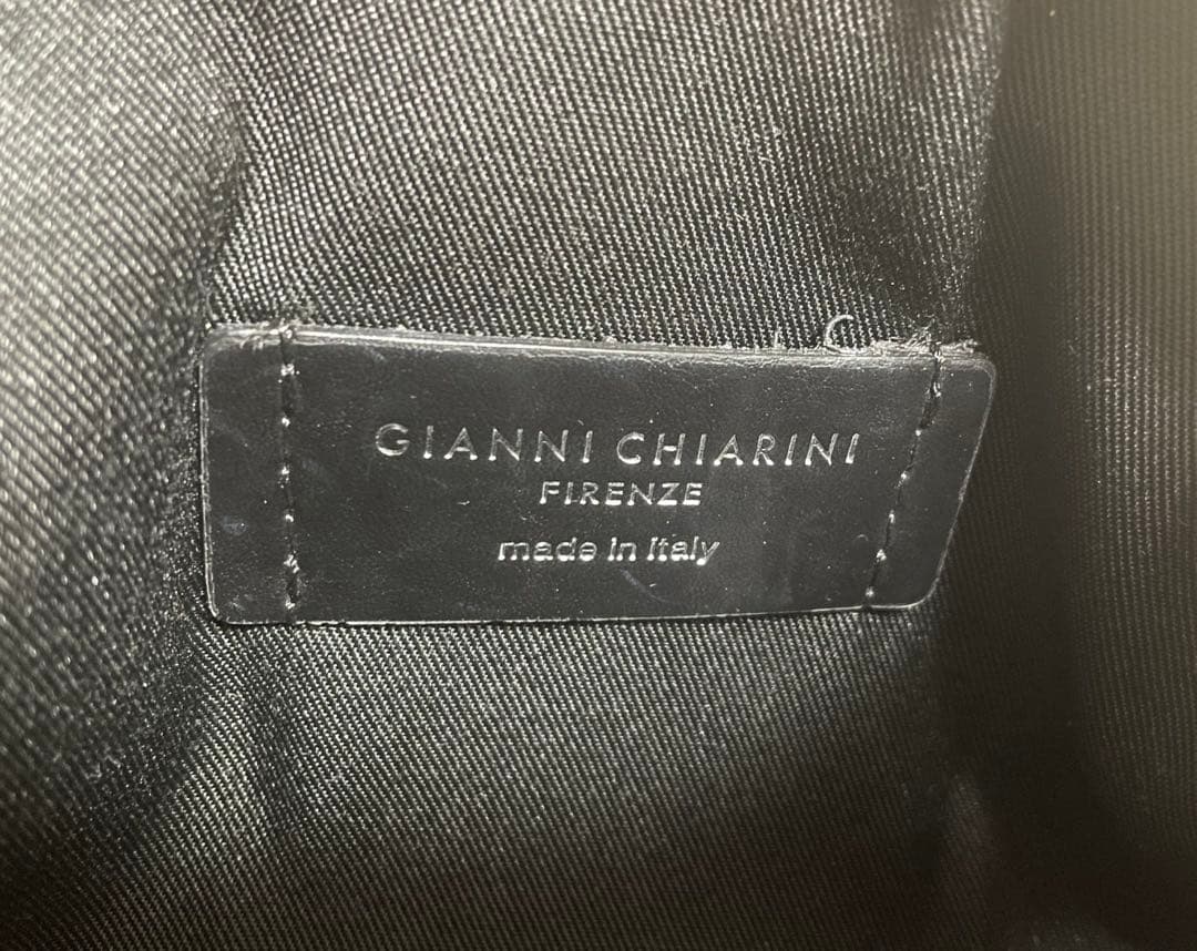 GIANNI CHIARINI アリファ S レザーショルダーバッグ ブラック