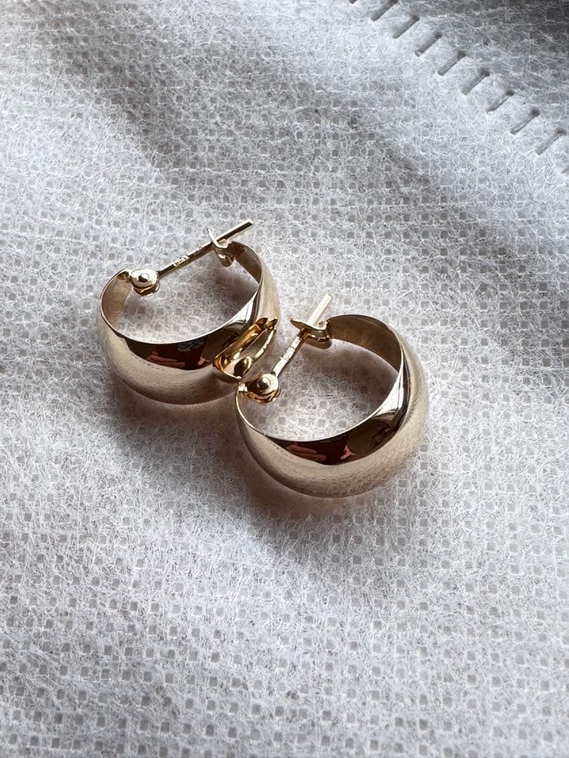 Lilas 三日月フープピアス