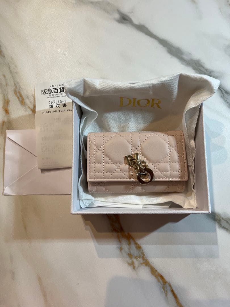 完売　ディオール　キーケース　ピンク　ベビーピンク