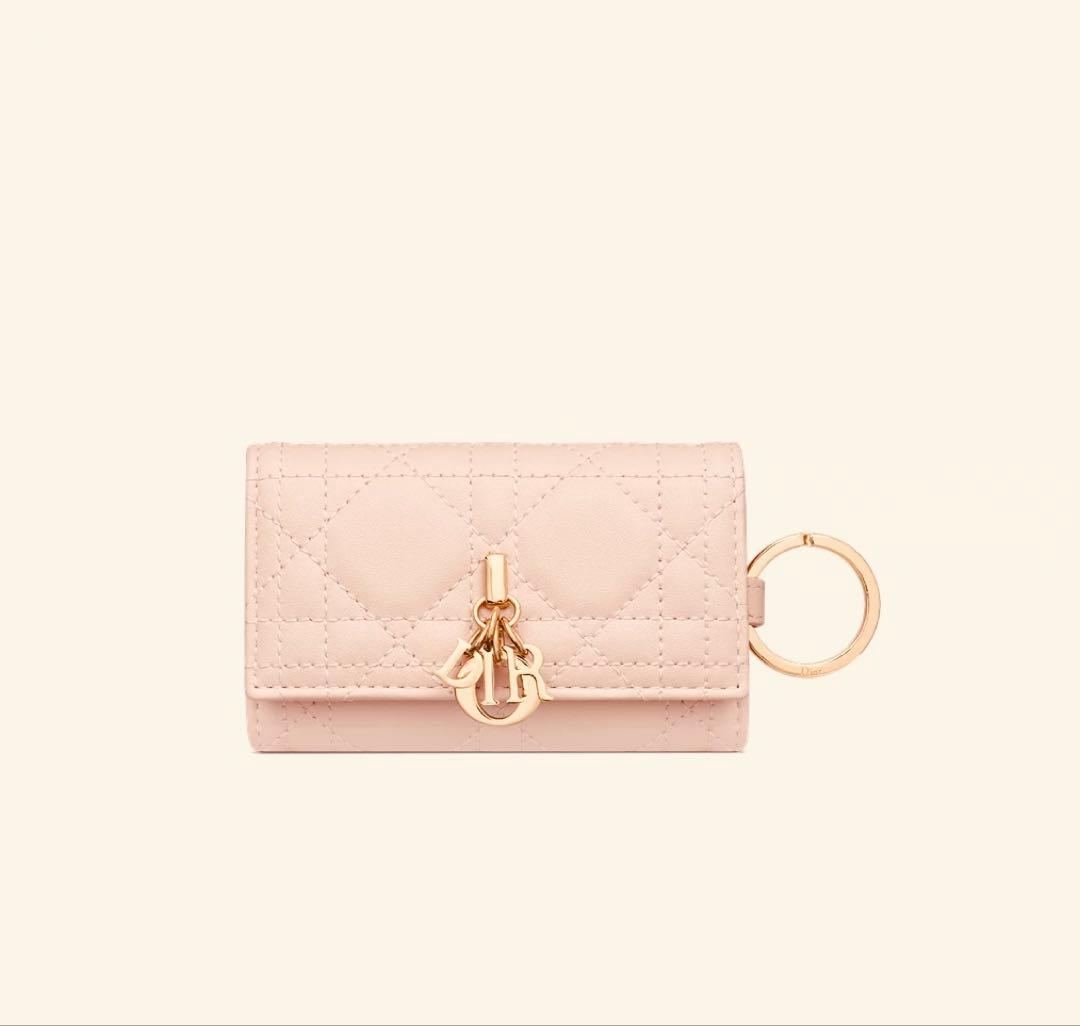 完売　ディオール　キーケース　ピンク　ベビーピンク