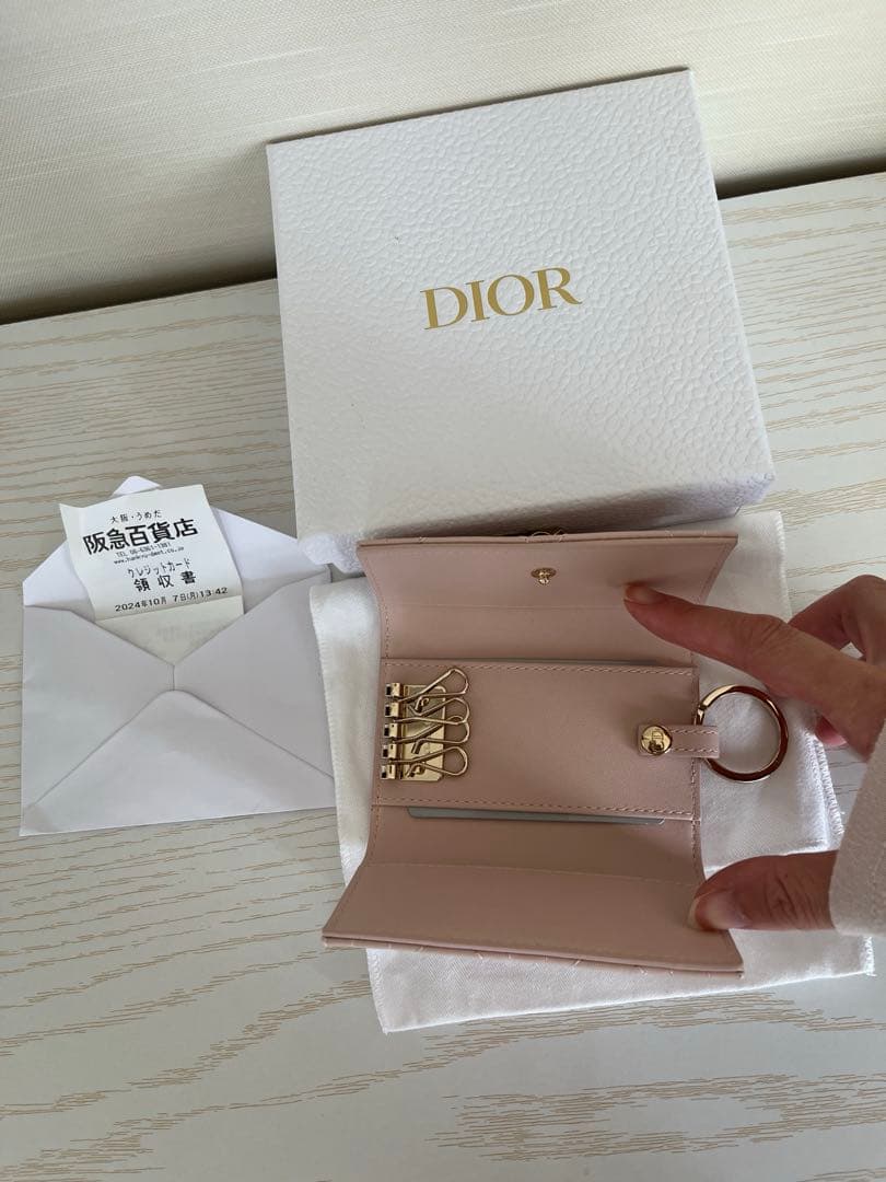 完売　ディオール　キーケース　ピンク　ベビーピンク