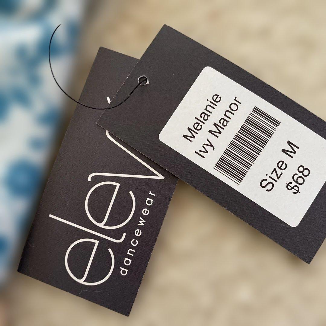 ［新品］eleve青い花柄オープンバックレオタード