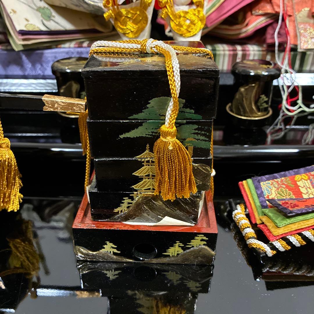 【引き取り限定】極上手造り木製品　雛人形 伝統的な雛人形　内閣総理大臣賞 羽子板