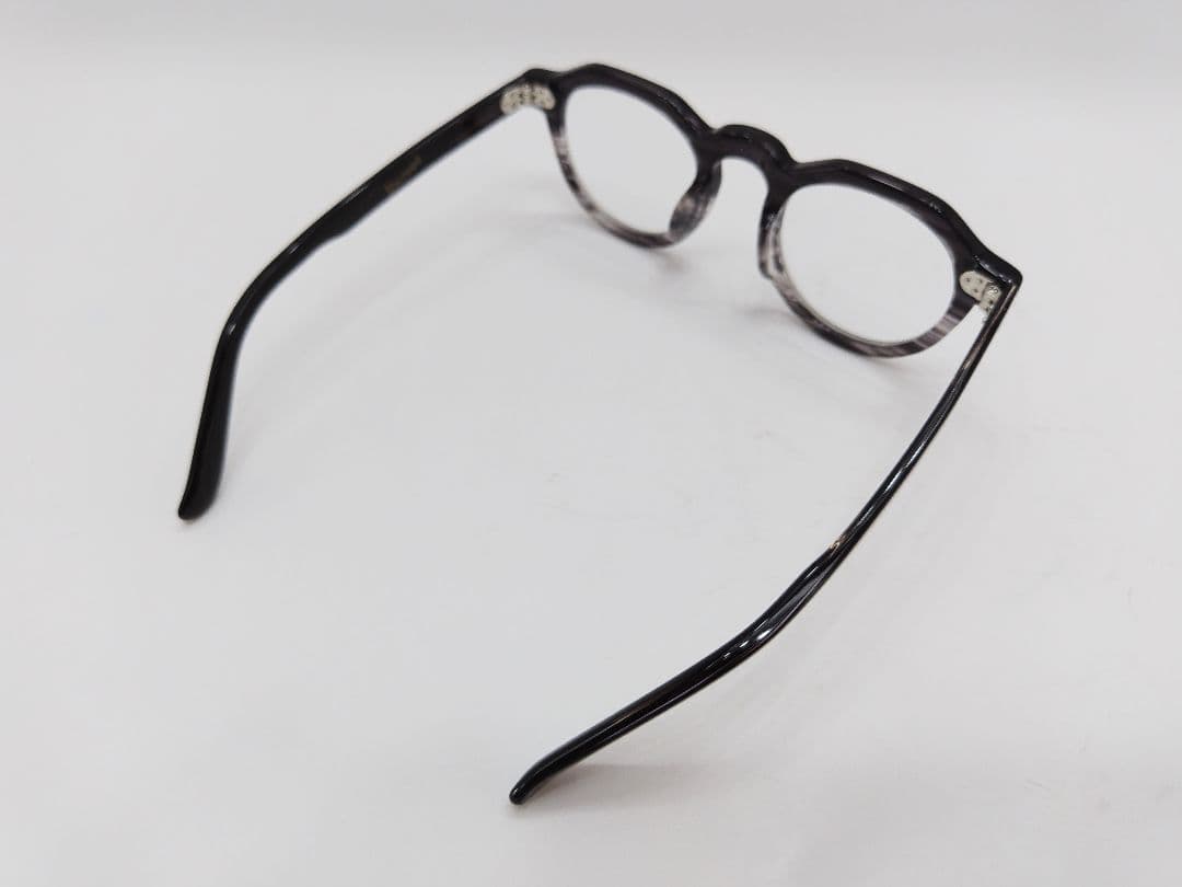 アンクラウドDEBONAIR/BLK-SASAフレーム×レンズ(調光GRY)