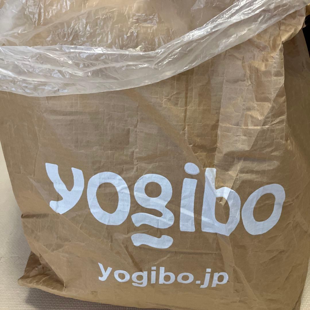 Yogiboピラミッド 色はピスタチオ 未使用です。