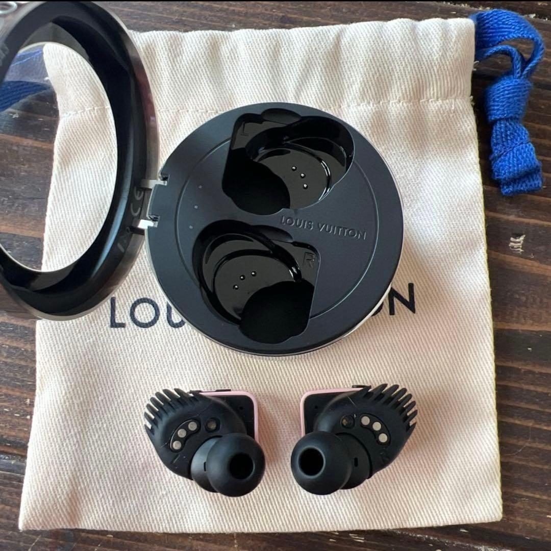 【れん】　ルイヴィトン　ワイヤレス　イヤホン【中古品】