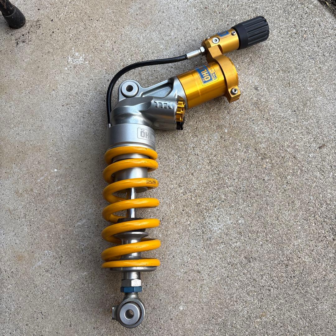 オーリンズ最高峰TTX-36 CBR1000RR