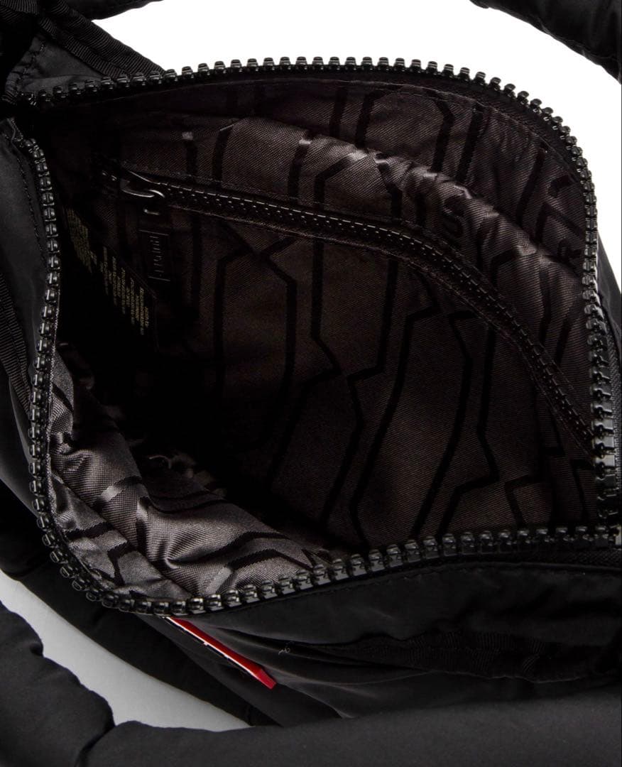 ma【新品】フレイムド パファー ミディ ホーボー　ブラック