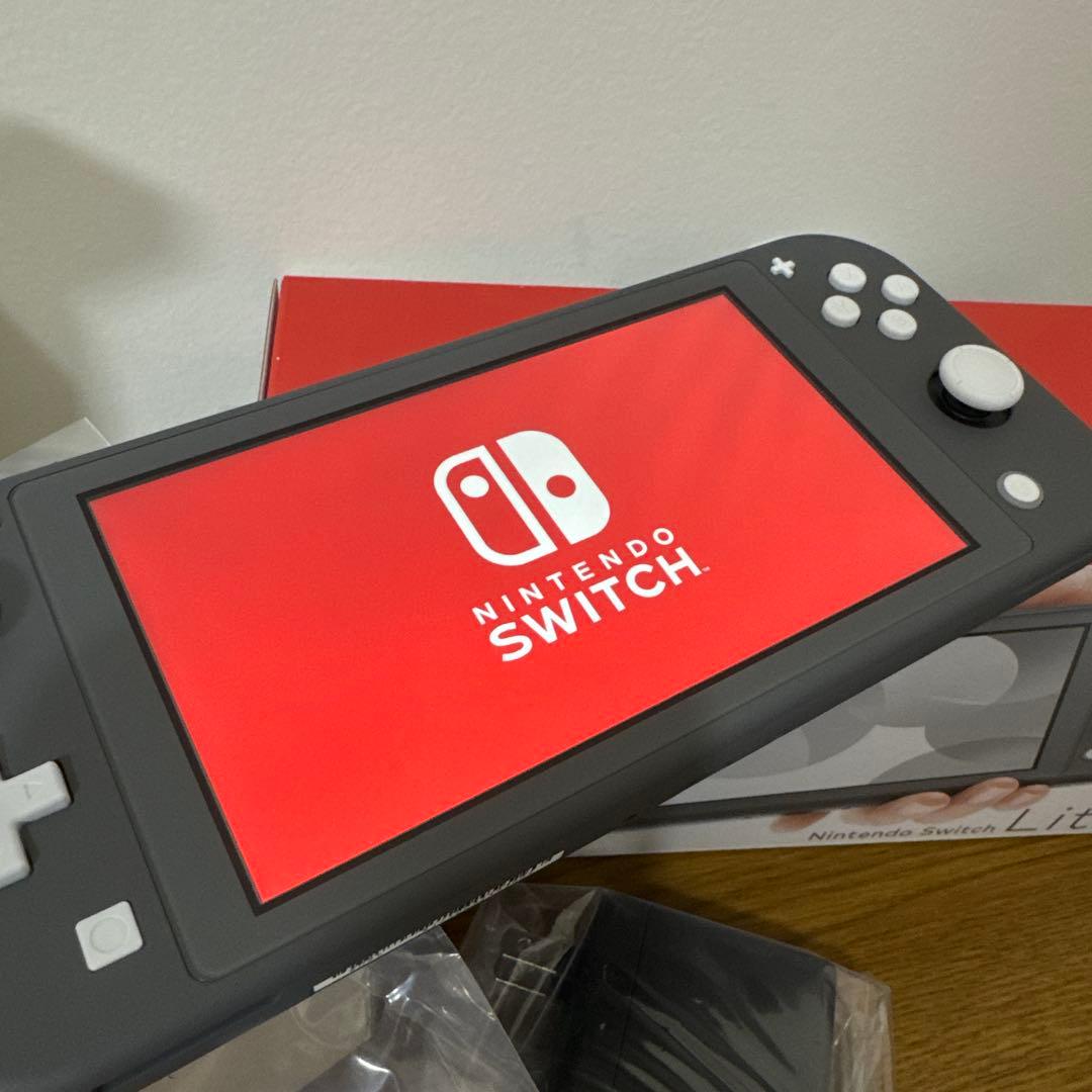 Nintendo Switch LITE 本体